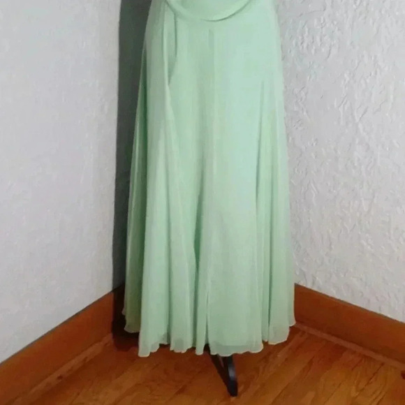 ASOS DESIGN corset midi dress with soft cowl front in green - Picture 8 of 10